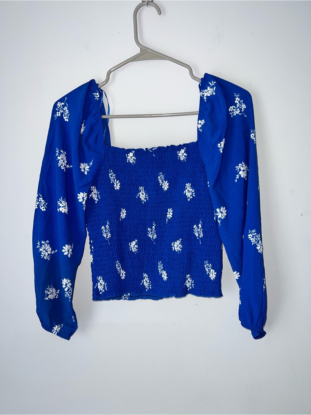 Abercrombie Puff Sleeve Smocked Blouse Blue Floral Cottagecore Long Sleeve M